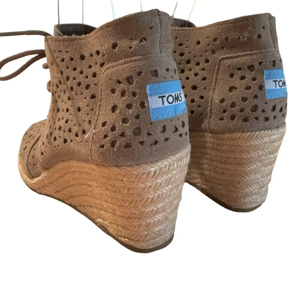 Toms Suede Leather Laser Cut Out Espadrille Wedge Ankle Booties Shoes sz 6.5